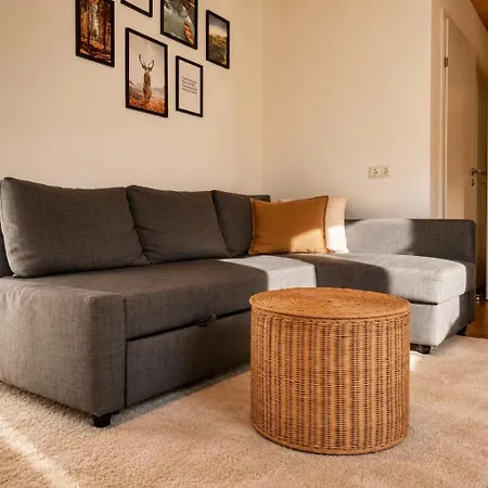 Bergblick-apartment In Tirol * Pflach